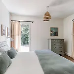 Bikiak, Proche De La Plage, Coeur Mouleau